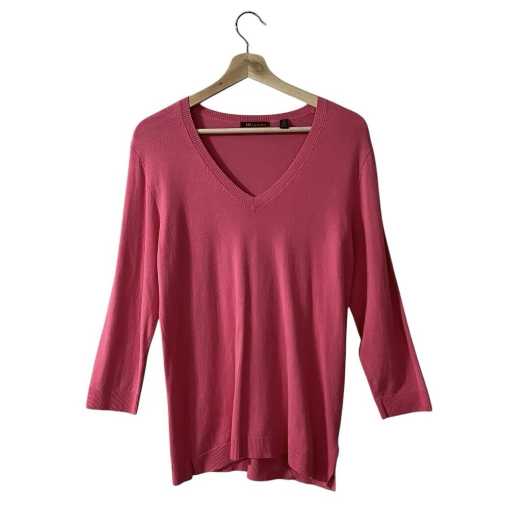 525 America Sweater Size Large Pink Fine Knit V Neck 3/4 Sleeve Top Pullover